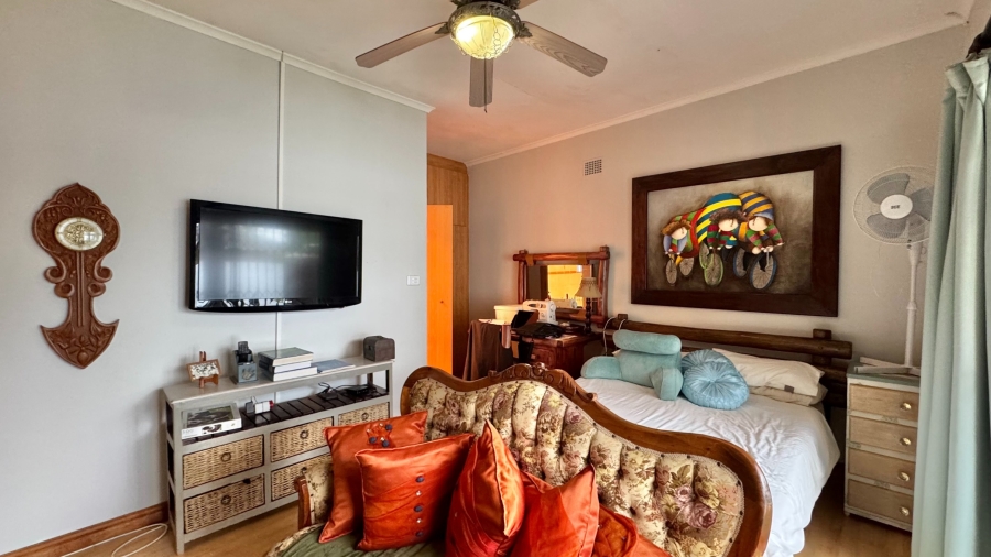 5 Bedroom Property for Sale in Lochnerhof Western Cape